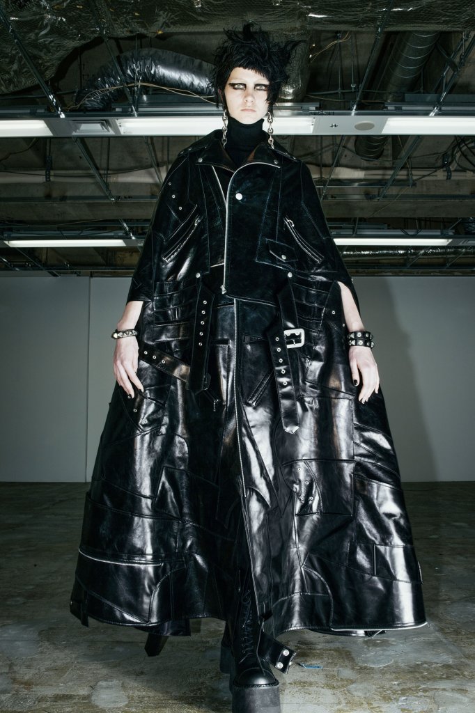 渡边淳弥 Junya Watanabe 2022/23秋冬高级成衣Lookbook