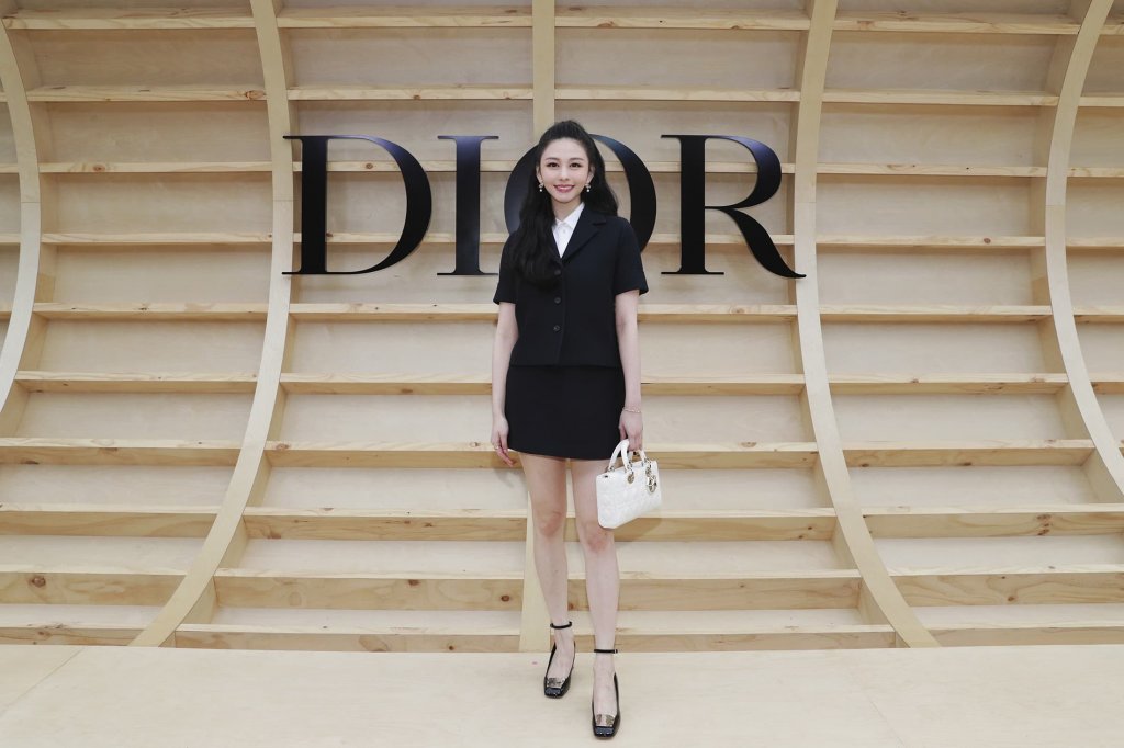 克里斯汀·迪奥 Christian Dior 2022/23秋冬高级成衣秀(前排嘉宾) - Korea