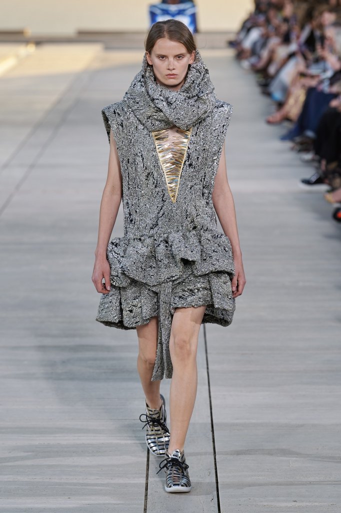 路易·威登 Louis Vuitton 2023早春度假系列发布秀