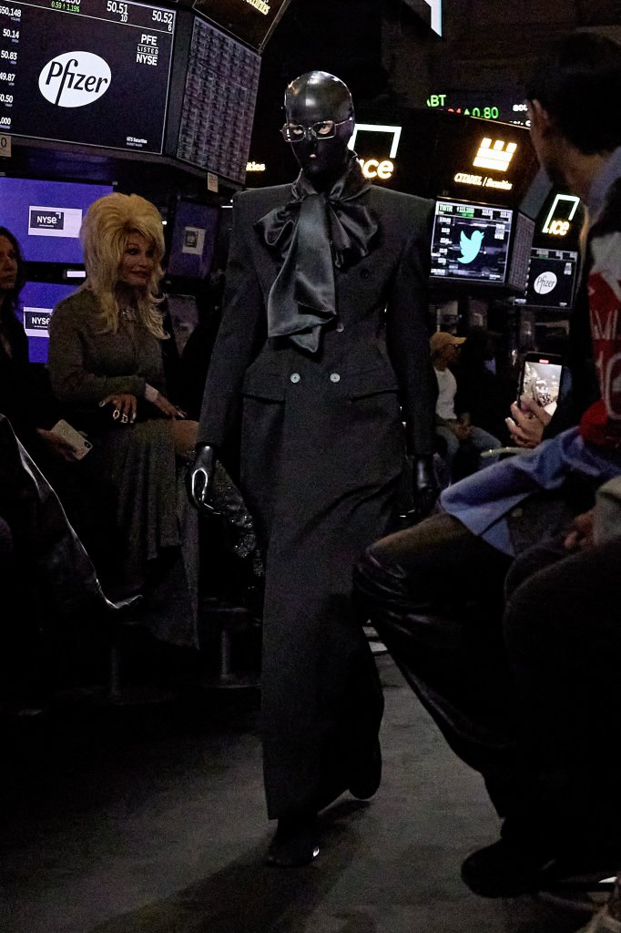 巴黎世家 Balenciaga 2023早春度假系列发布秀(Resort 2023)