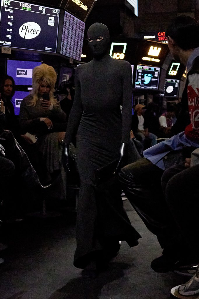 巴黎世家 Balenciaga 2023早春度假系列发布秀(Resort 2023)