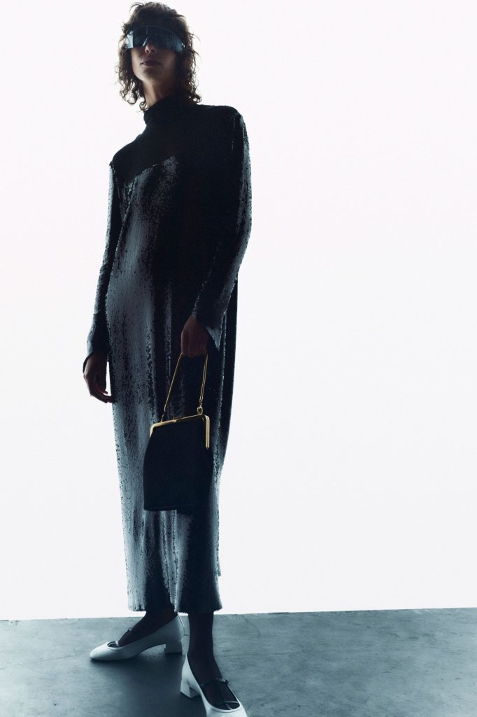 Khaite 2023早春度假系列Lookbook