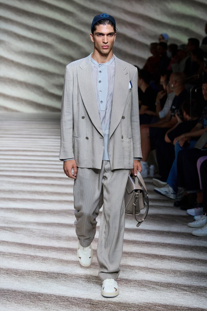 乔治·阿玛尼 Giorgio Armani 2023春夏男装秀 - Milan Spring 2023