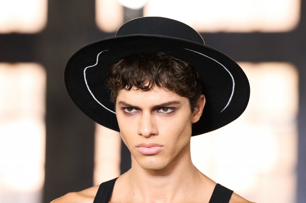 莫斯奇诺 Moschino 2023春夏男装秀(细节) - Milan Spring 2023