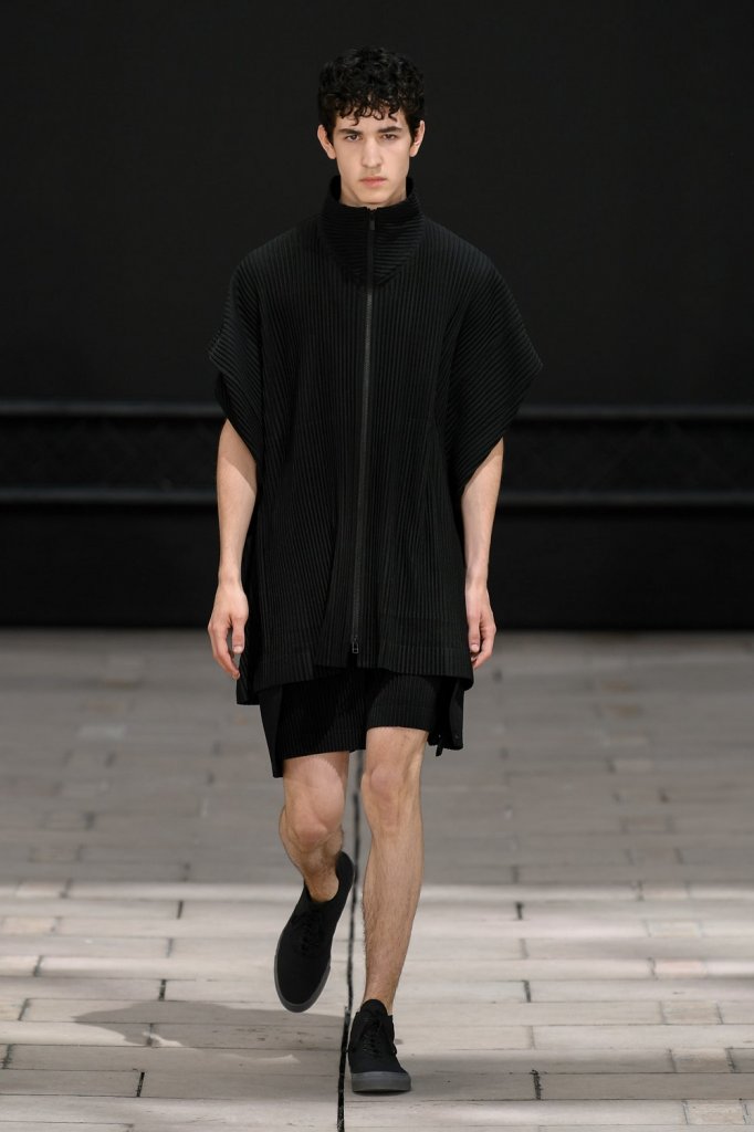 Homme Plissé Issey Miyake 2023春夏男装秀 - Paris Spring 2023