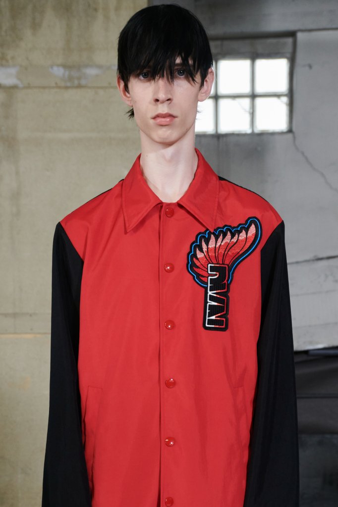 德赖斯·范诺顿 Dries Van Noten 2023春夏男装秀(后台妆容) - Paris Spring 2023