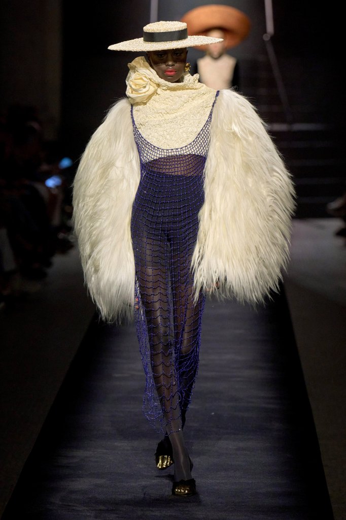 夏帕瑞丽 Schiaparelli 2022/23秋冬高级定制秀 - Couture Fall 2022