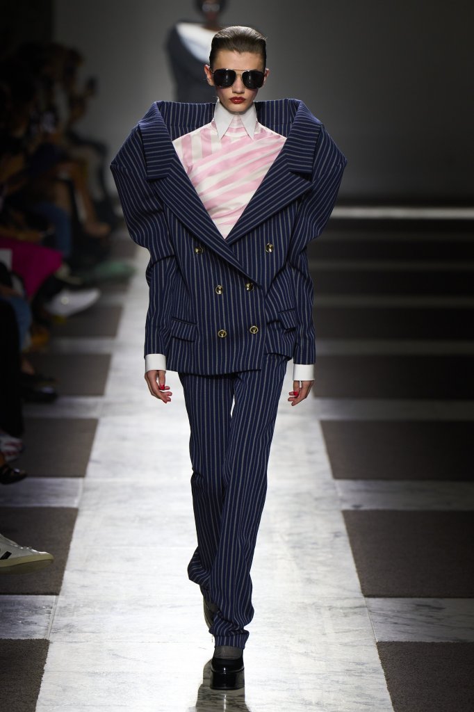 维果罗夫 Viktor & Rolf 2022/23秋冬高级定制秀 - Couture Fall 2022