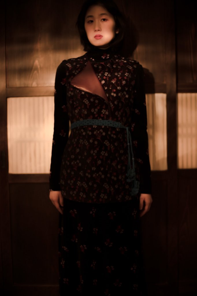 Mame Kurogouchi 2022早秋系列Lookbook-天天时装-口袋里的时尚指南