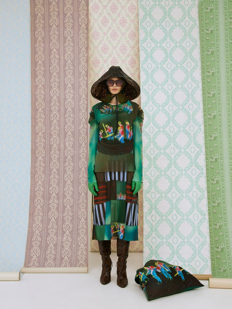OLA OLA 2022/23秋冬高级成衣Lookbook