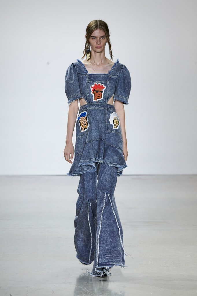 谭燕玉 Vivienne Tam 2023春夏高级成衣秀 - New York Spring 2023