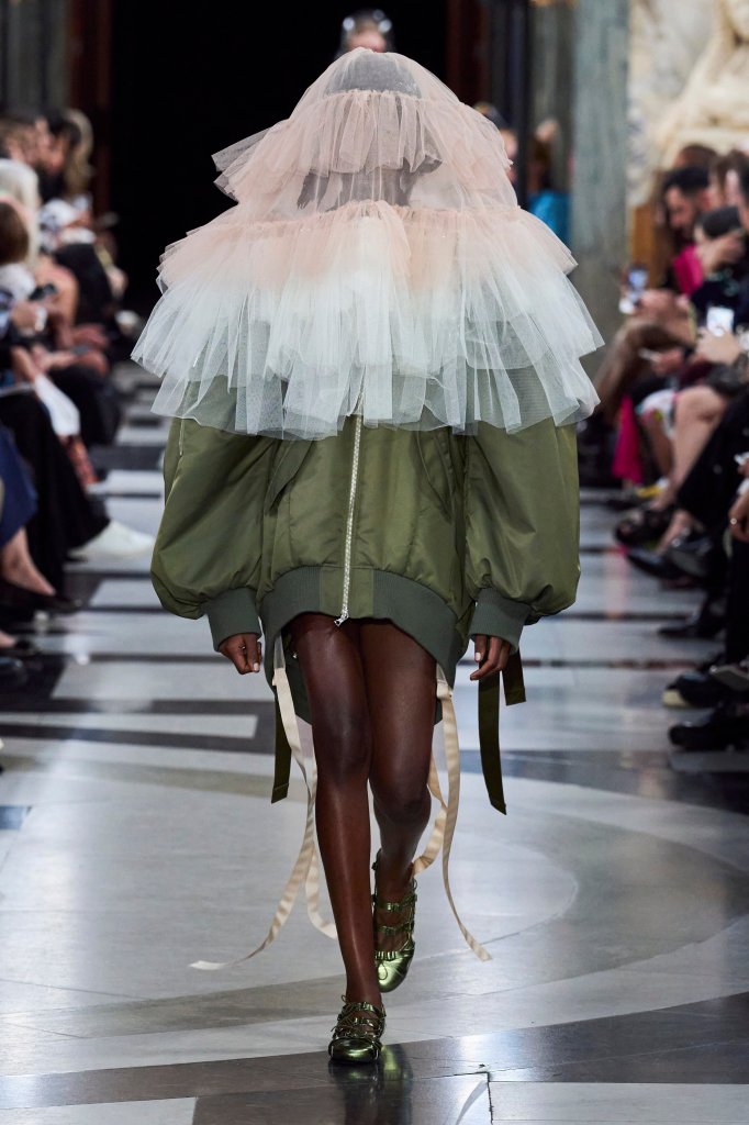 西蒙娜·罗莎 Simone Rocha 2023春夏高级成衣秀 - London Spring 2023