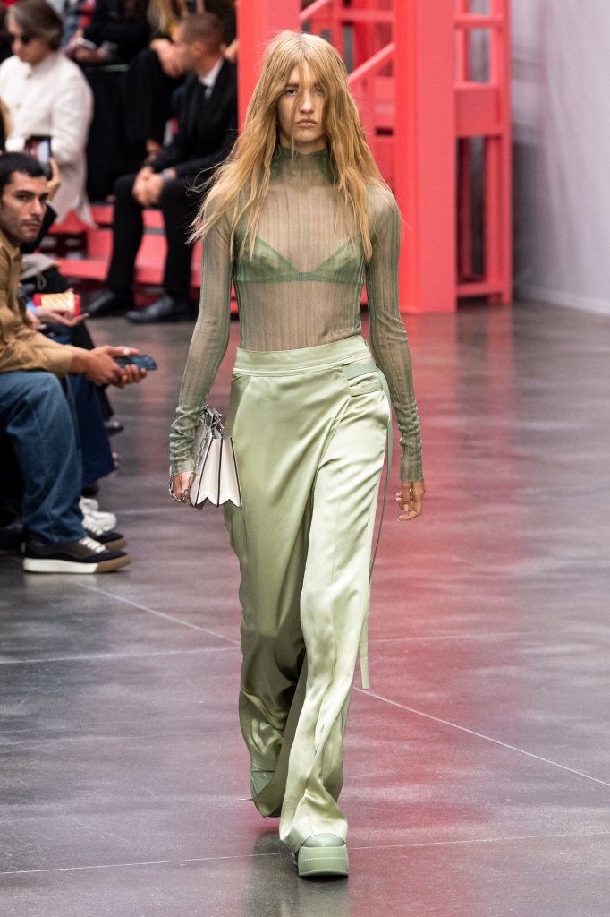 芬迪 Fendi 2023春夏高级成衣秀 - Milan Spring 2023