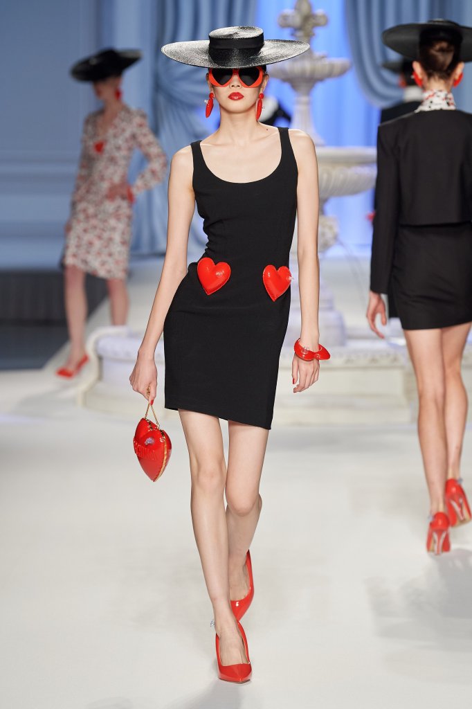 莫斯奇诺 Moschino 2023春夏高级成衣秀 - Milan Spring 2023