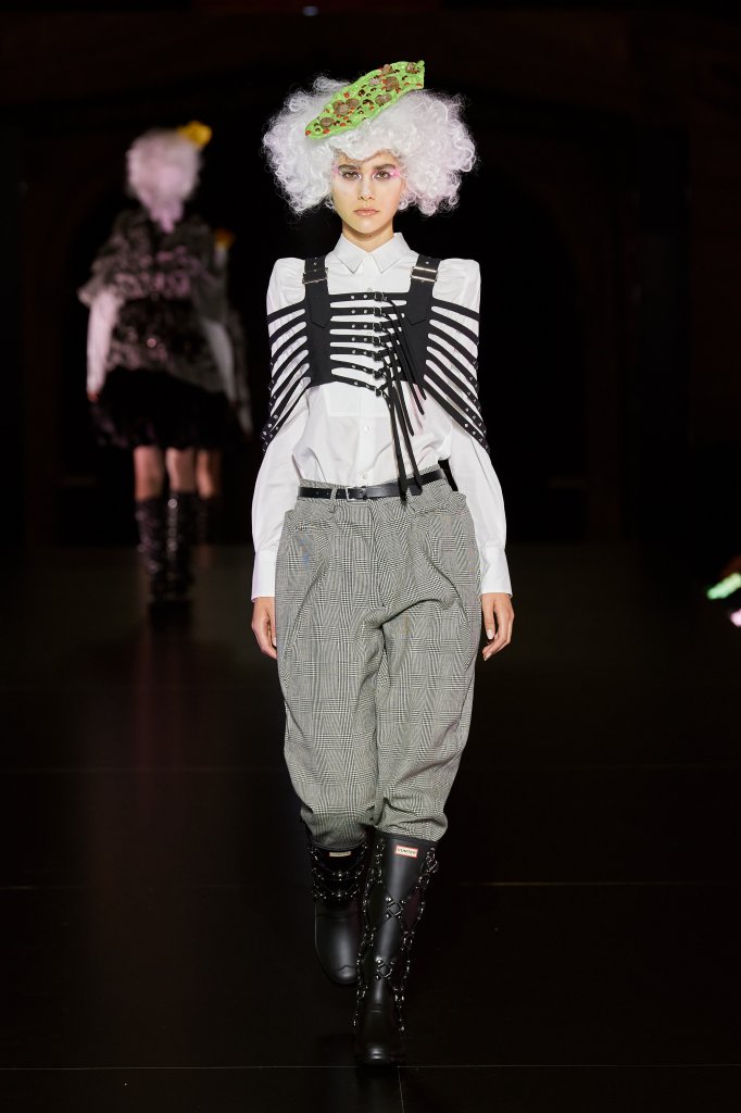 Noir Kei Ninomiya 2023春夏高级成衣秀 - Paris Spring 2023