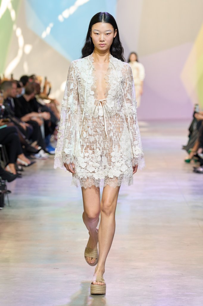 艾莉·萨博 Elie Saab 2023春夏高级成衣秀 - Paris Spring 2023