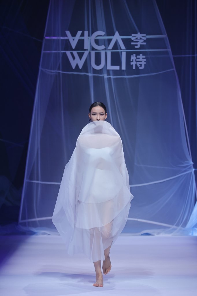 VICAWULI · 李特 2023春夏高级成衣秀 - Beijing Spring 2023