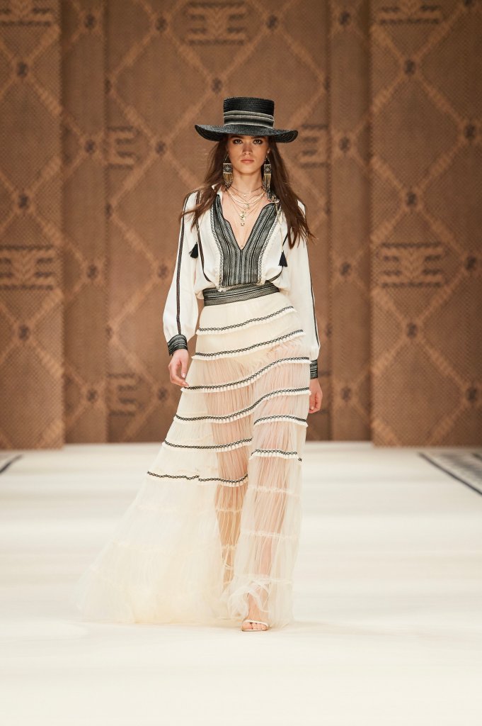 Elisabetta Franchi 2023春夏高级成衣秀 - Milan Spring 2023