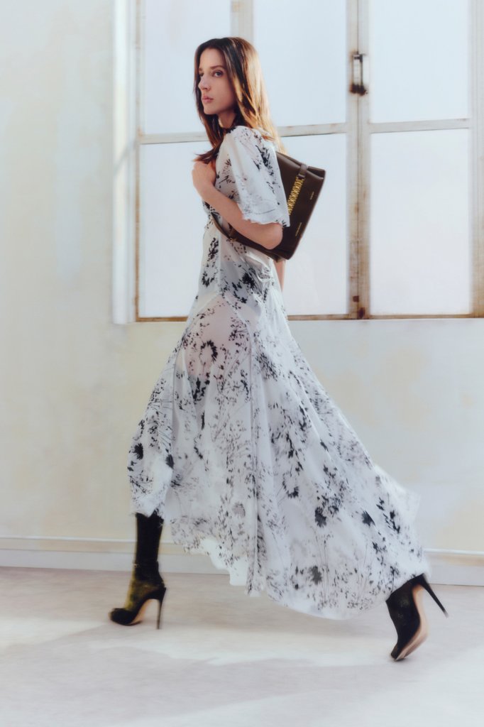 维多利亚·贝克汉姆 Victoria Beckham 2023早秋系列Lookbook