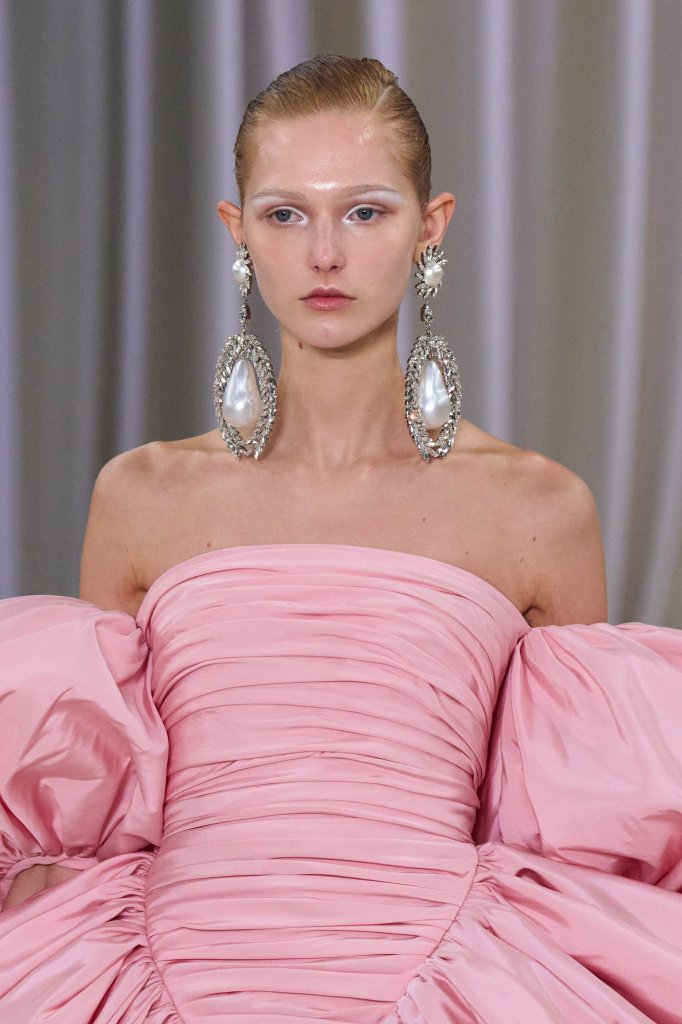 詹巴迪斯塔·瓦利 Giambattista Valli 2023春夏高级定制秀(细节) - Couture Spring 2023