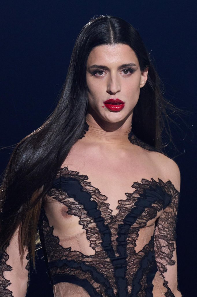 蒂埃里&middot;穆勒 Mugler 2022/23秋冬高级成衣秀(细节) - Paris Fall 2022