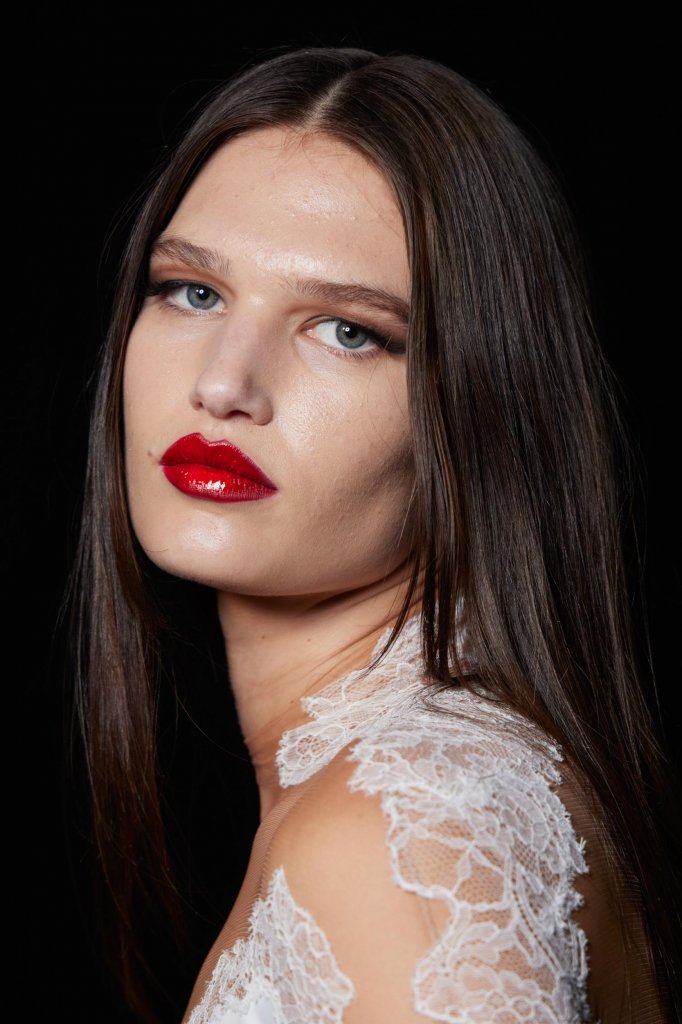 蒂埃里&middot;穆勒 Mugler 2022/23秋冬高级成衣秀(后台妆容) - Paris Fall 2022