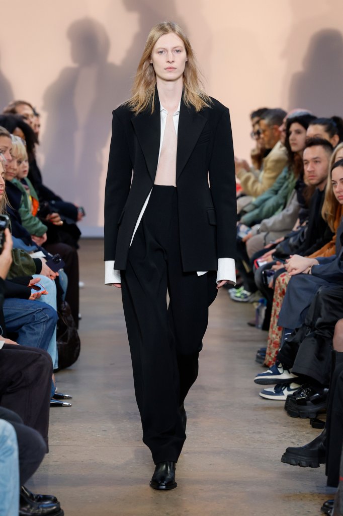 普罗恩萨·施罗 Proenza Schouler 2023/24秋冬高级成衣秀 - New York Fall 2023