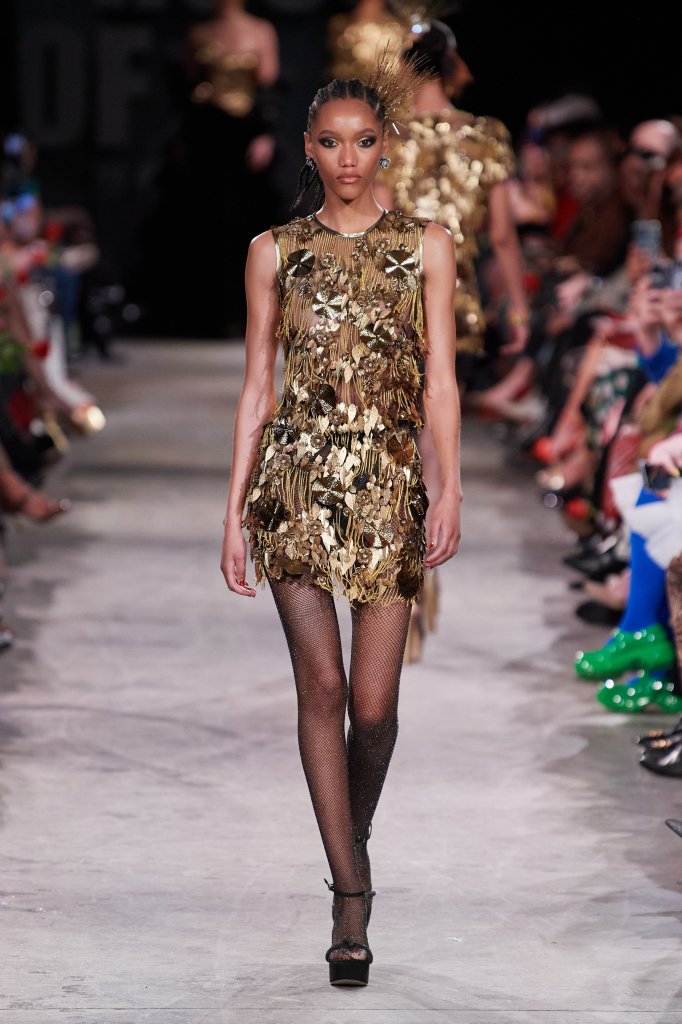 纳伊·姆汗 Naeem Khan 2023/24秋冬高级成衣秀 - New York Fall 2023