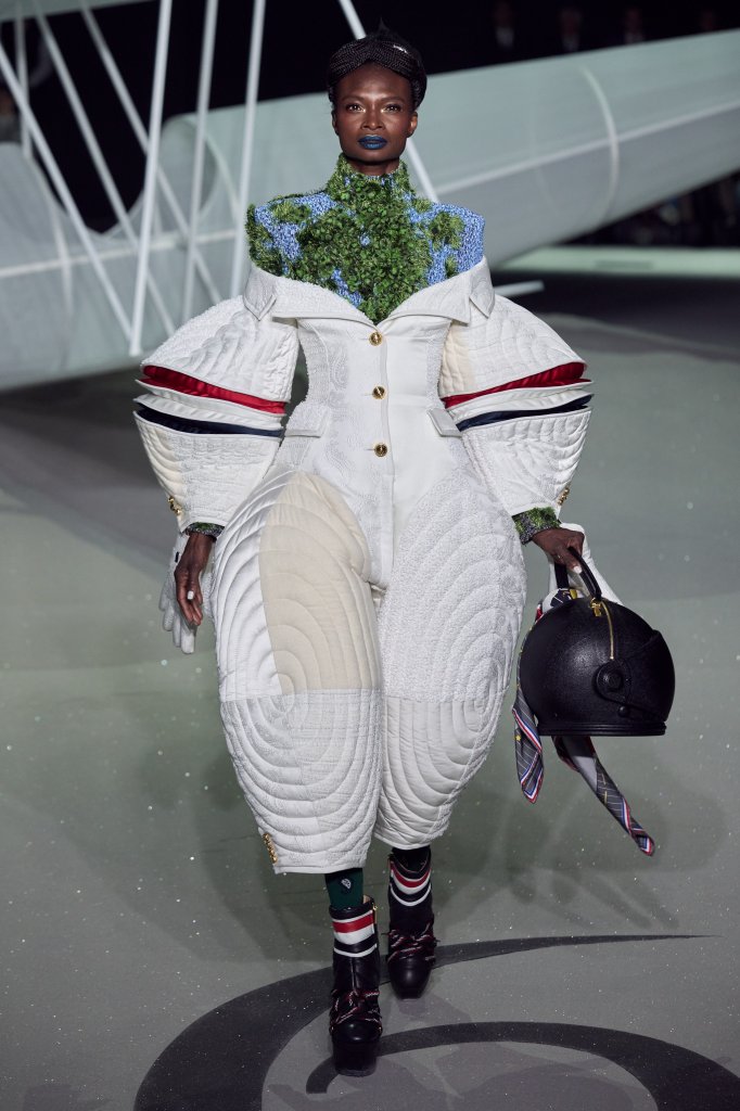 桑姆·布郎尼 Thom Browne 2023/24秋冬高级成衣秀 - New York Fall 2023