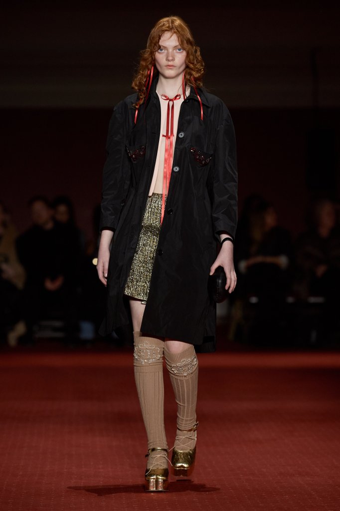 西蒙娜·罗莎 Simone Rocha 2023/24秋冬高级成衣秀 - London Fall 2023