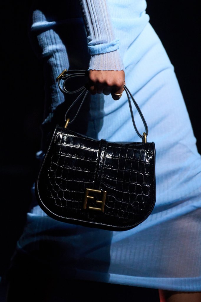 芬迪 Fendi 2023/24秋冬高级成衣秀(细节) - Milan Fall 2023