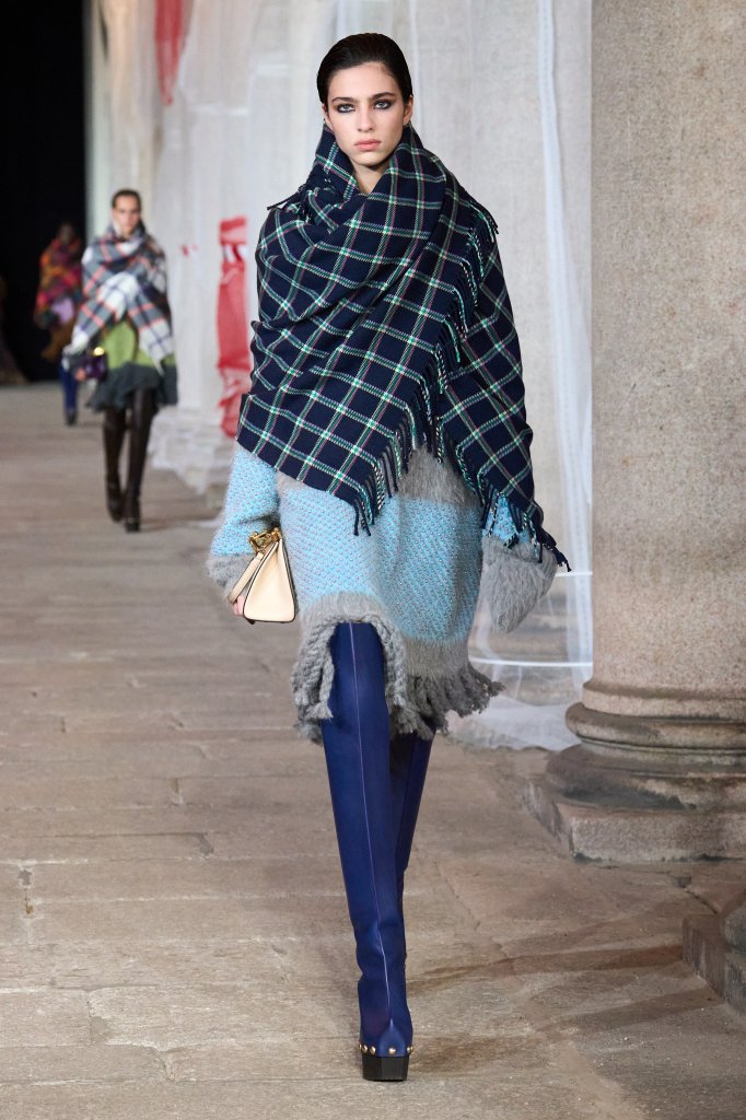 艾绰 Etro 2023/24秋冬高级成衣秀 - Milan Fall 2023