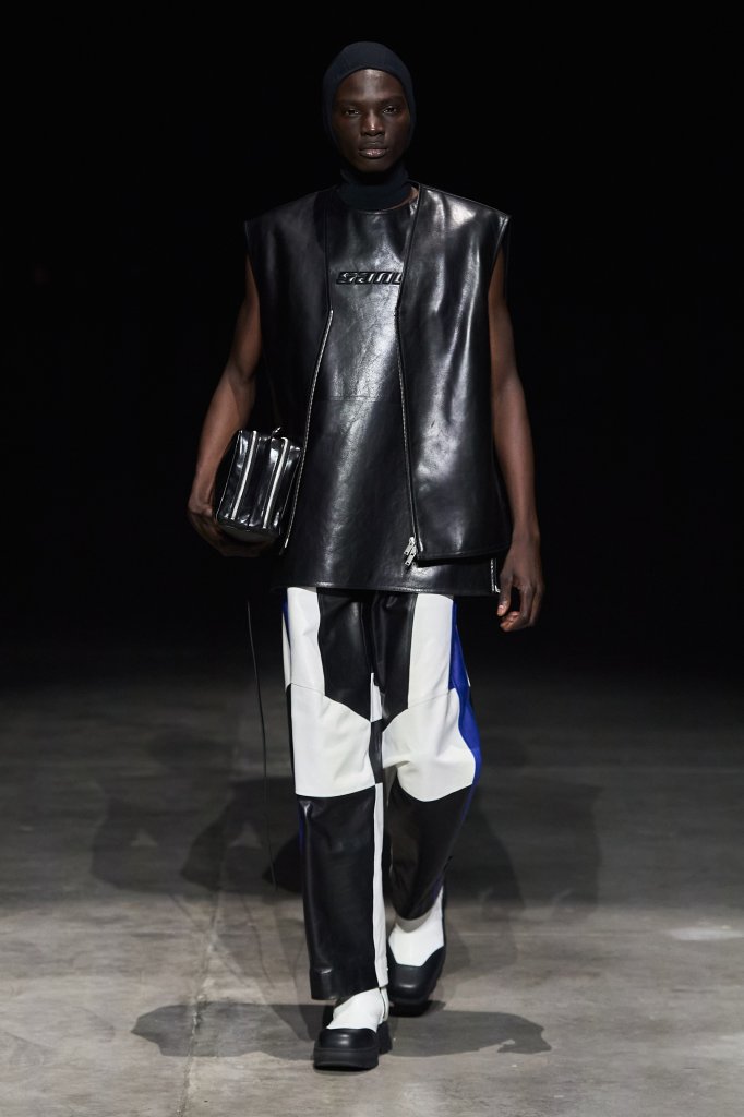 吉尔·桑德 Jil Sander 2023/24秋冬高级成衣秀 - Milan Fall 2023