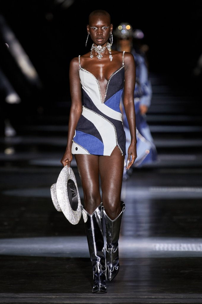 菲利普·普兰 Philipp Plein 2023/24秋冬高级成衣秀 - Milan Fall 2023