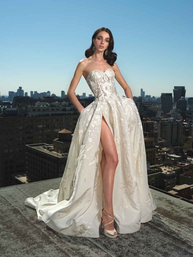 纳伊·姆汗 Naeem Khan 2024春夏婚纱礼服Lookbook
