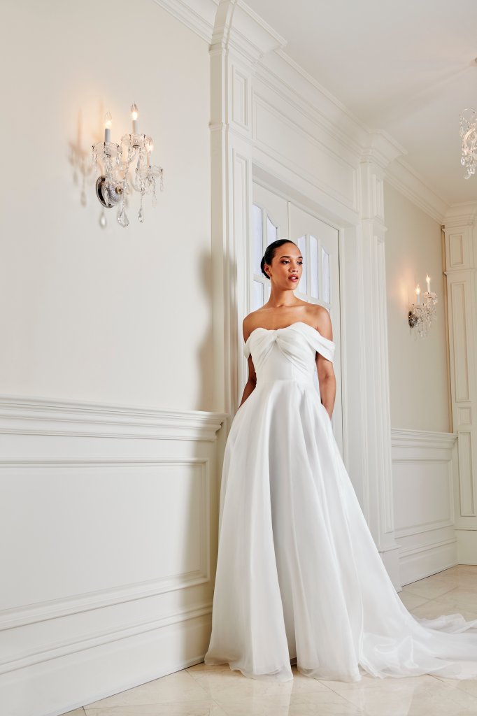 Kelly Faetanini 2024春夏婚纱礼服Lookbook