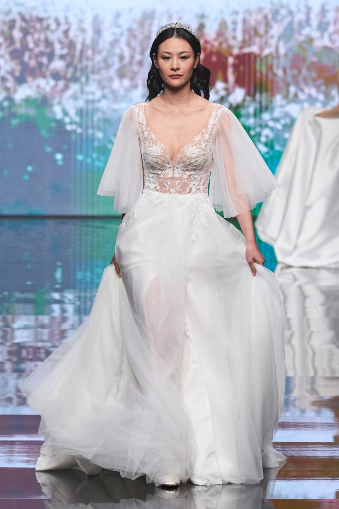 Global Bridal House 2024春夏婚纱礼服秀