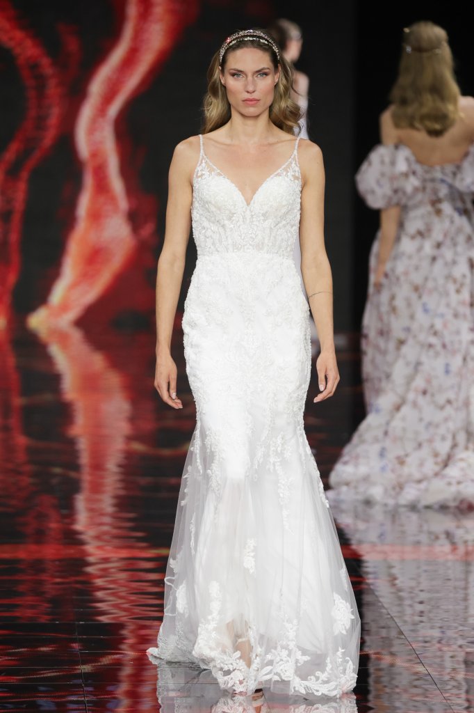 Randy Fenoli Bridal 2024春夏婚纱礼服秀 - Barcelona Bridal 2024