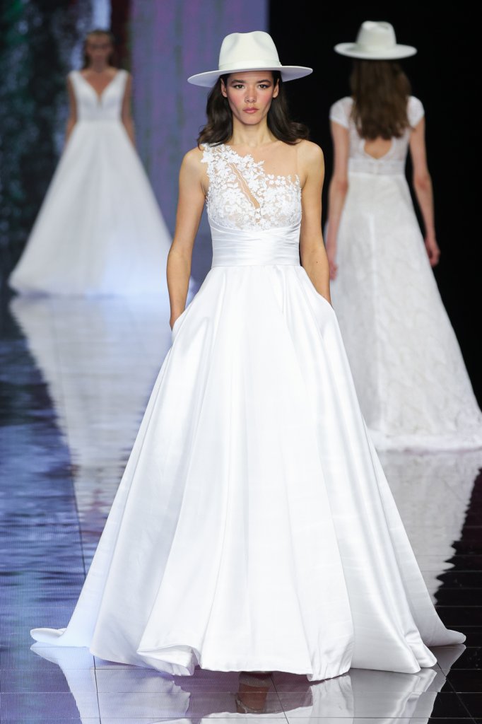 Gbs Herve Paris 2024春夏婚纱礼服秀 - Barcelona Bridal 2024