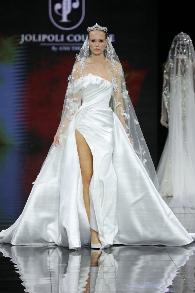 Joli Poli 2024春夏婚纱礼服秀 - Barcelona Bridal 2024