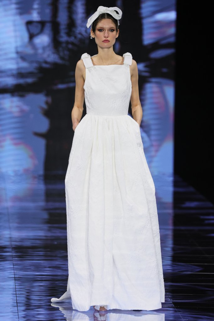 Poesie Sposa 2024春夏婚纱礼服秀 - Barcelona Bridal 2024