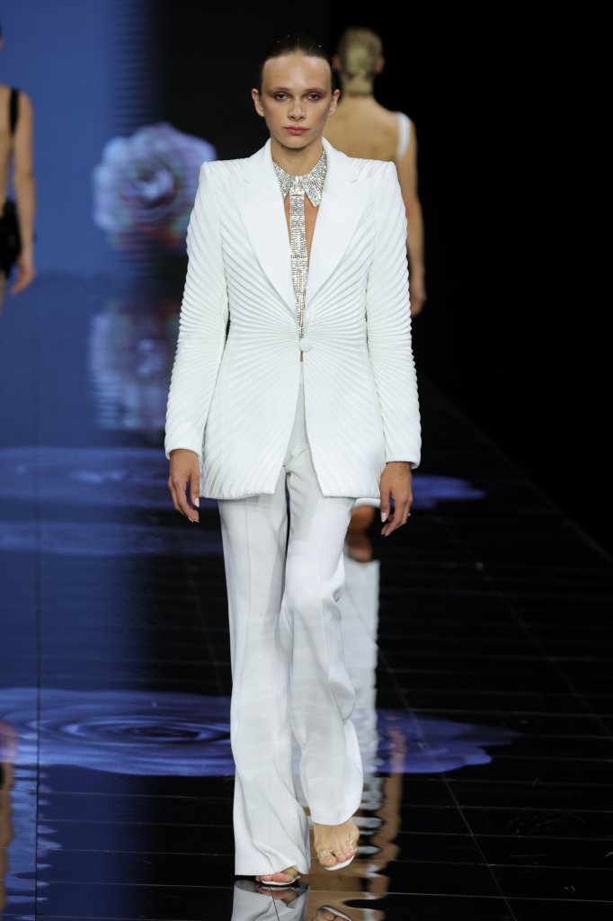 Isabel Sanchis 2024春夏婚纱礼服秀 - Barcelona Bridal 2024