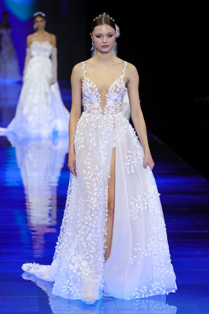 Agnieszka Swiatly 2024春夏婚纱礼服秀 - Barcelona Bridal 2024