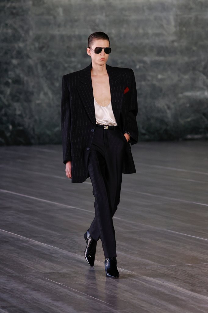 圣罗兰 Saint Laurent  2024春夏男装秀 - London Spring 2024