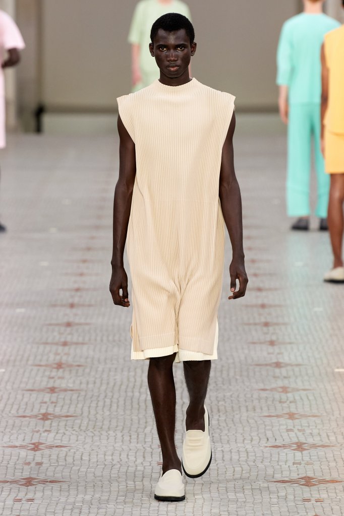 Homme Plissé Issey Miyake 2024春夏男装秀 - Paris Spring 2024