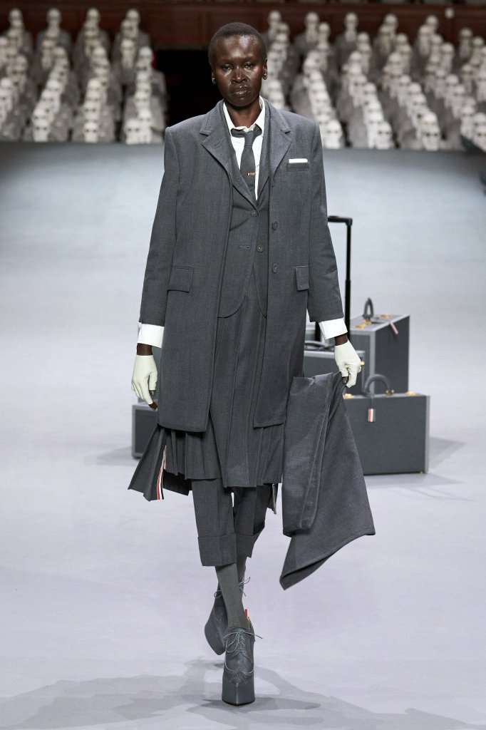 桑姆·布郎尼 Thom Browne 2023/24秋冬高级定制秀 - Couture Fall 2023