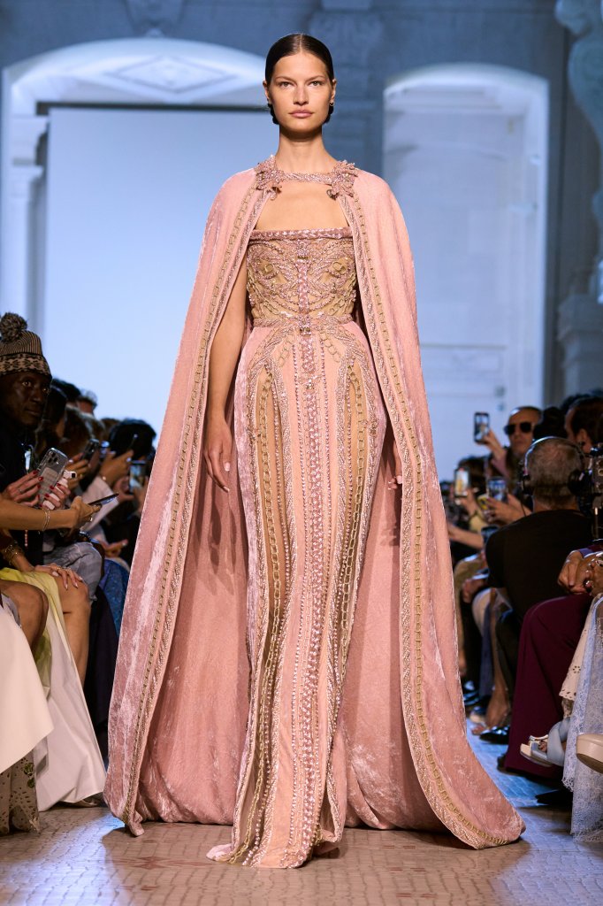 艾莉·萨博 Elie Saab 2023/24秋冬高级定制秀 - Couture Fall 2023