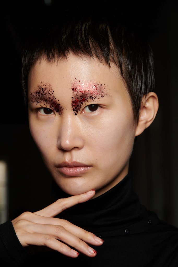 Yuima Nakazato 2023/24秋冬高级定制秀(后台妆容) - Couture Fall 2023
