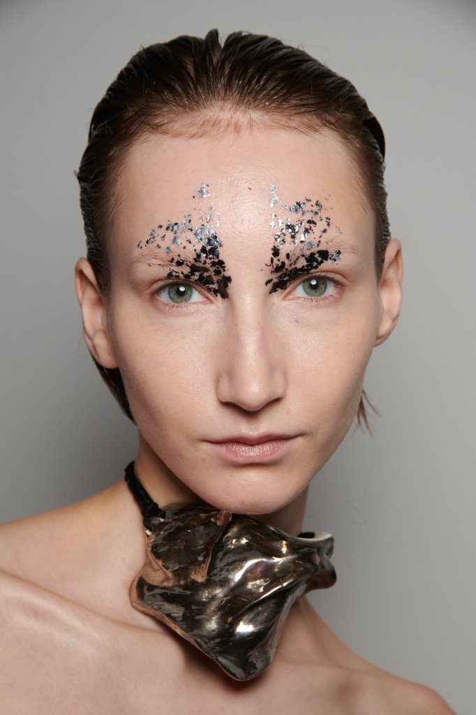 Yuima Nakazato 2023/24秋冬高级定制秀(后台妆容) - Couture Fall 2023