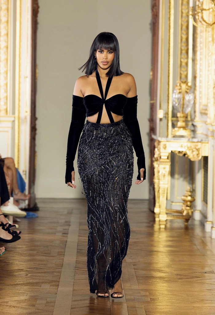 托尼·瓦德 Tony Ward 2022/23秋冬高级定制秀 - Couture Fall 2022